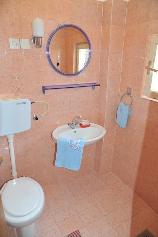 Apartment Majda راب الغرفة الصورة